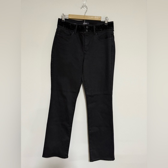 NYDJ Dark Black Marilyn Straight Jeans Size 10 - Picture 1 of 10